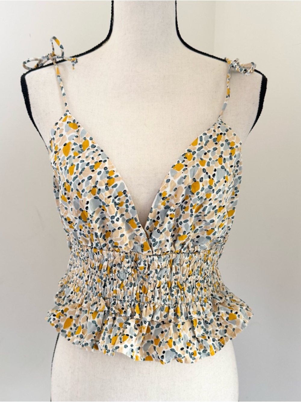Sim & Sam Smocked Floral Tie-Strap Crop Top L Boho Coastal Cowgirl Ruffle NEW
